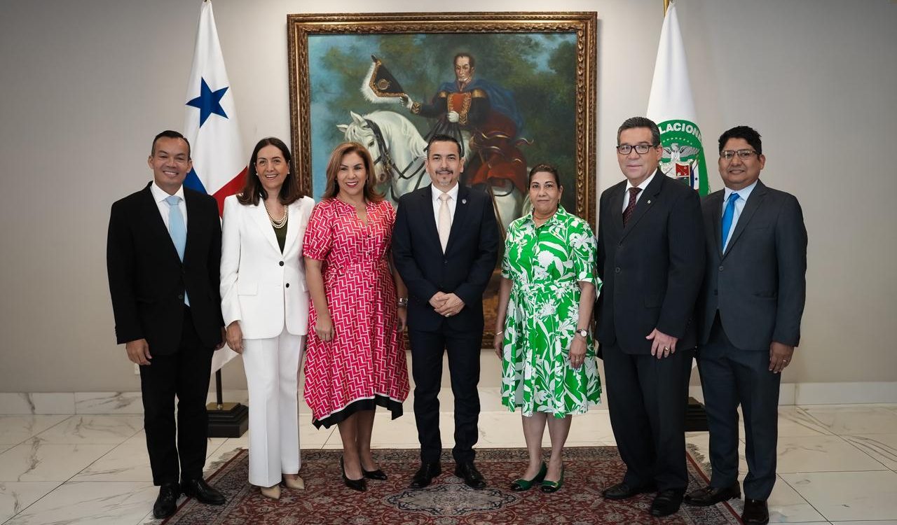 Procurador participa del acto de lanzamiento oficial del Bicentenario del Congreso Anfictiónico de Panamá