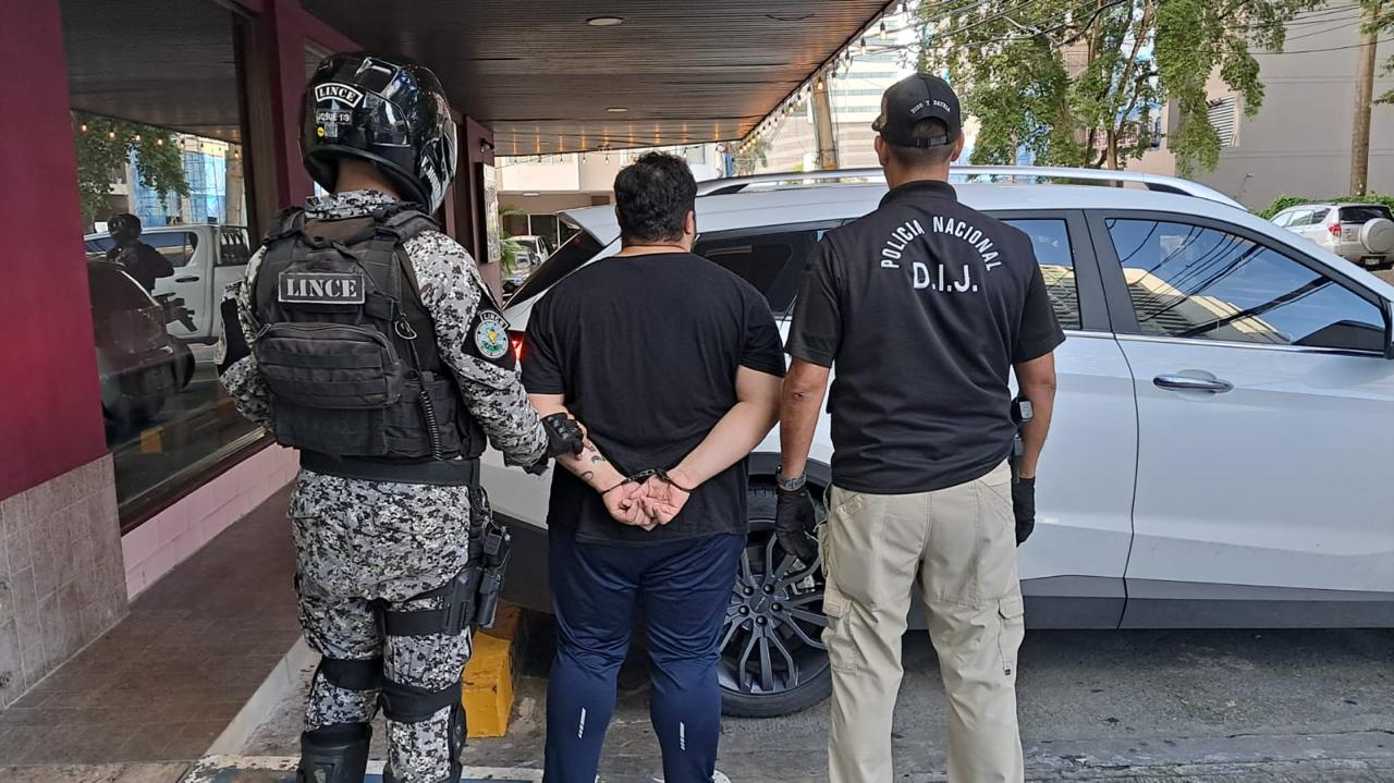 Aprehenden a 8 personas por delitos financieros y asociación ilícita en perjuicio de dos bancos