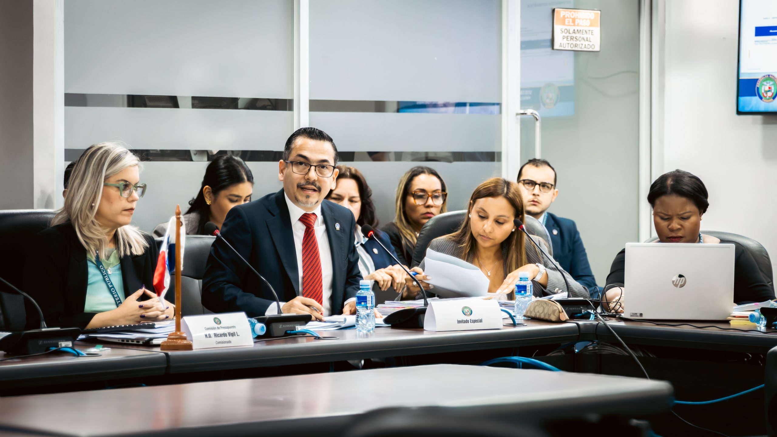 PGN sustenta asignación presupuestaria para la vigencia fiscal 2027 ante la Comisión de Presupuesto de la Asamblea Nacional