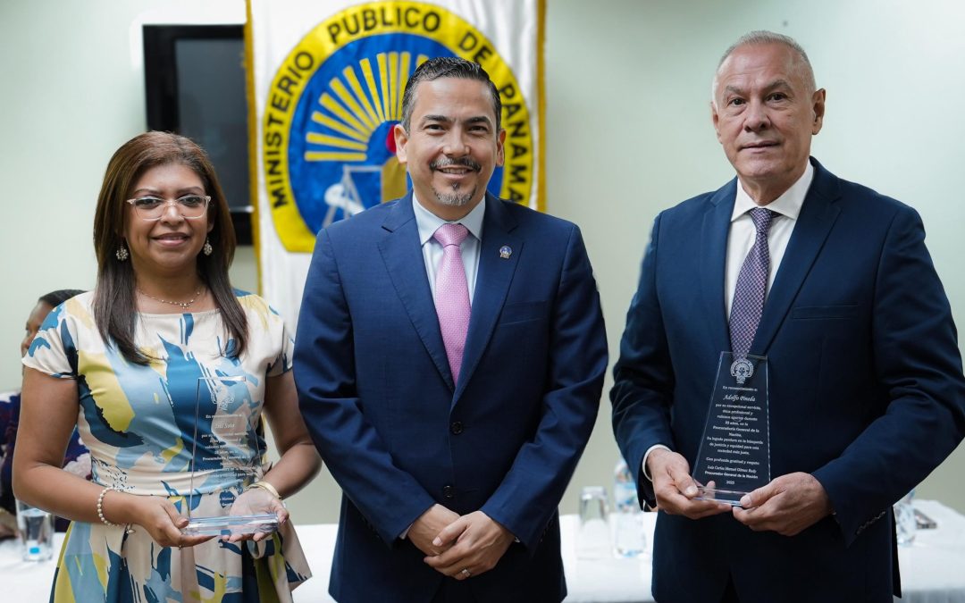 PGN rindió homenaje a distinguidos profesionales del derecho por su amplia trayectoria