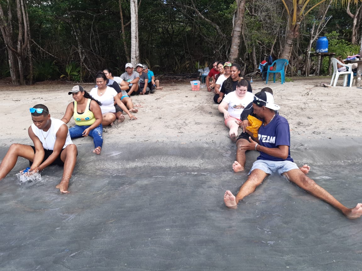 Realizan Taller de Cuerdas en Bocas del Toro