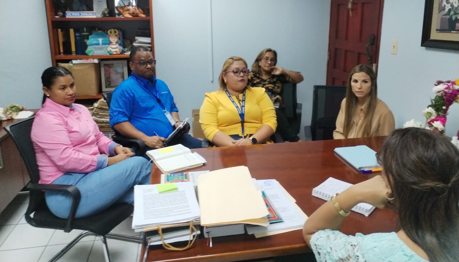 Fiscalía Regional de Veraguas y SENNIAF fortalecen alianza por la niñez