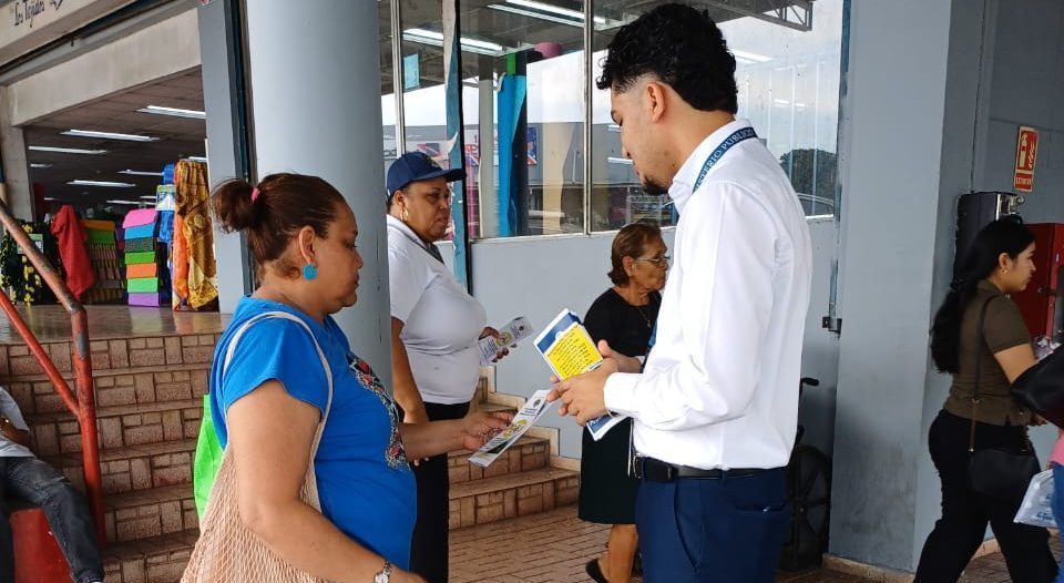 La SENAPASC promueve la Mediación Penal en Plaza Italia y Anclas Mall en la provincia de Panamá Oeste.