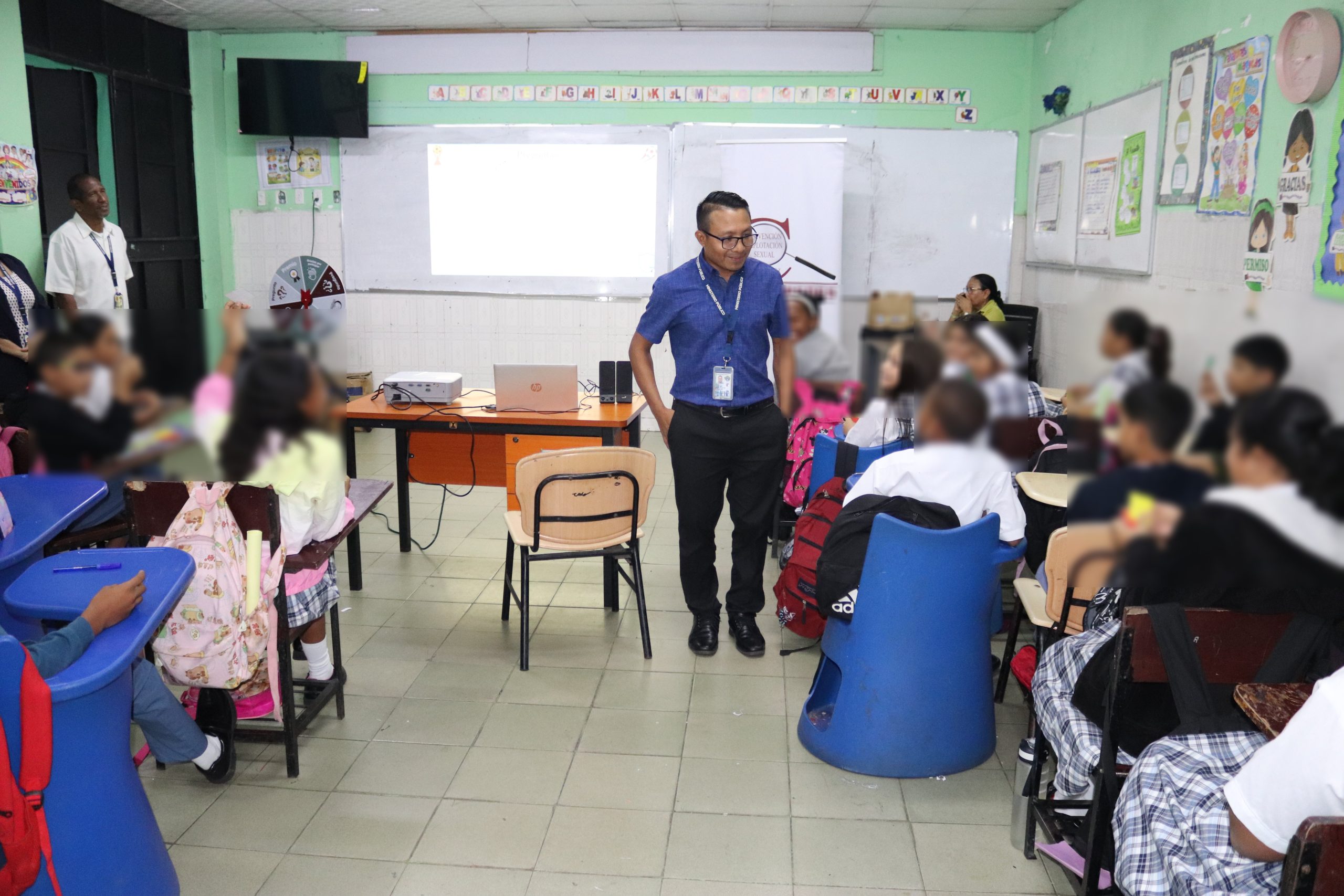 Más de 170 estudiantes de Vacamonte participaron en jornada de sensibilización para prevenir la explotación sexual