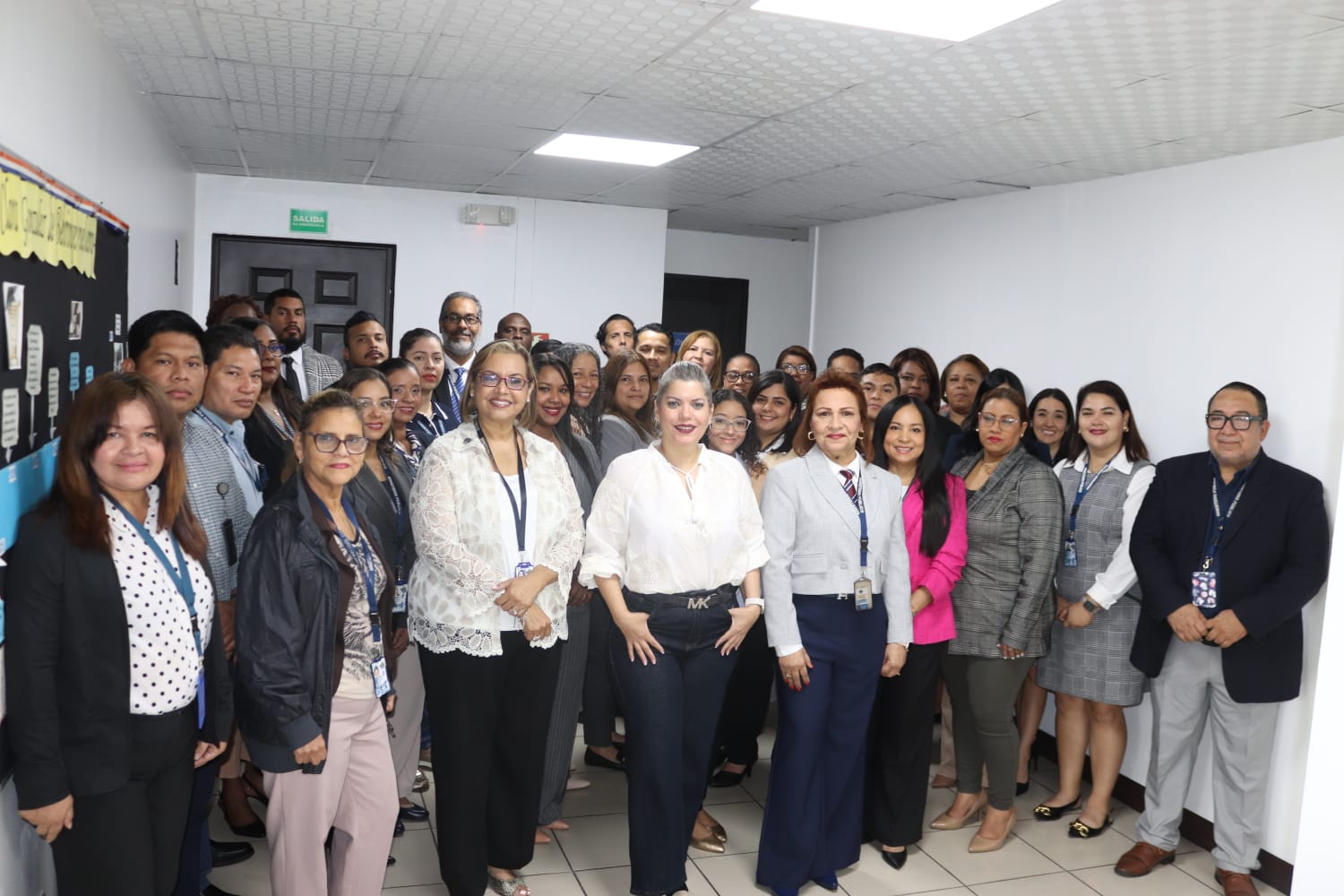 SENAPASC fortalece capacidades mediante jornada académica «Más Allá del Conflicto: La Mediación Penal»