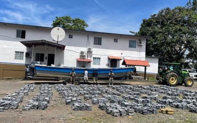 Fiscalía de Drogas en Chiriquí en conjunto con SENAN ubican embarcación con presuntas sustancias ilícitas