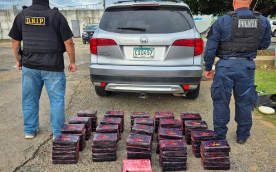 En Chiriquí ubican 104 paquetes de sustancias ilícitas dentro de un vehículo aprehenden a tres personas