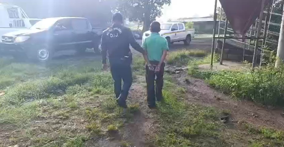 Fiscalía Anticorrupción aprehende a extesorero de Guayabito