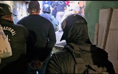 Mediante operación Escombros aprehende a tres hombres por robo