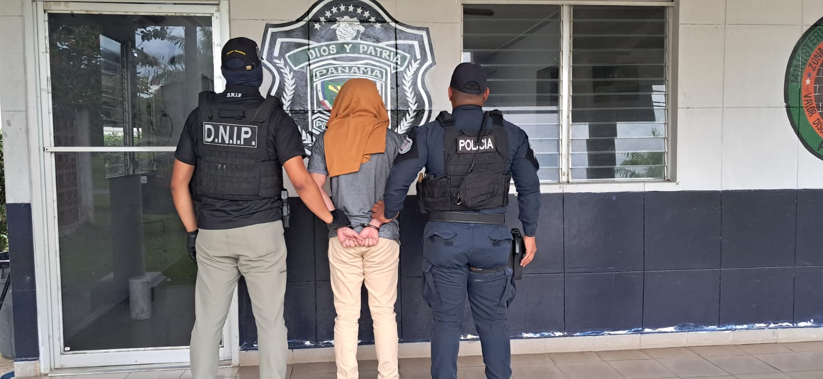 Aprehenden a ciudadanos por extorsión y delitos de abuso infantil mediante operación Hidra