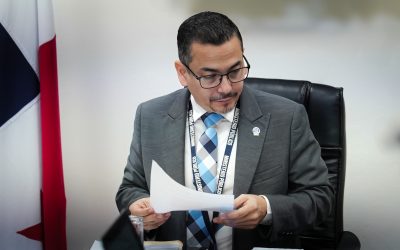 Procurador General de la Nación participa en reunión de Junta Directiva del IMELCF