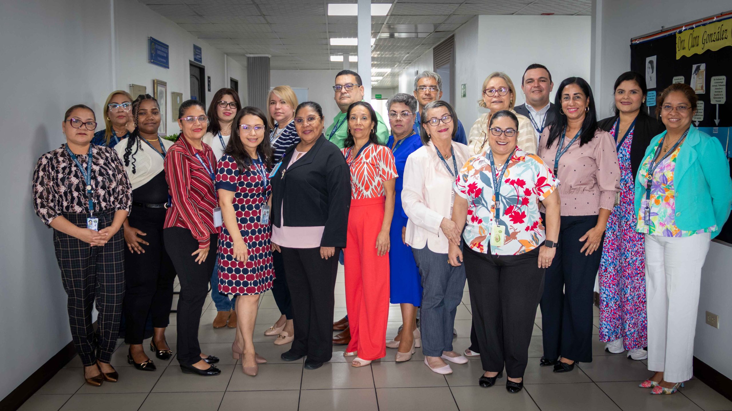 Seprovit dicta capacitación sobre Protocolos de Atención y Manual de Uso de Cámara Gesell